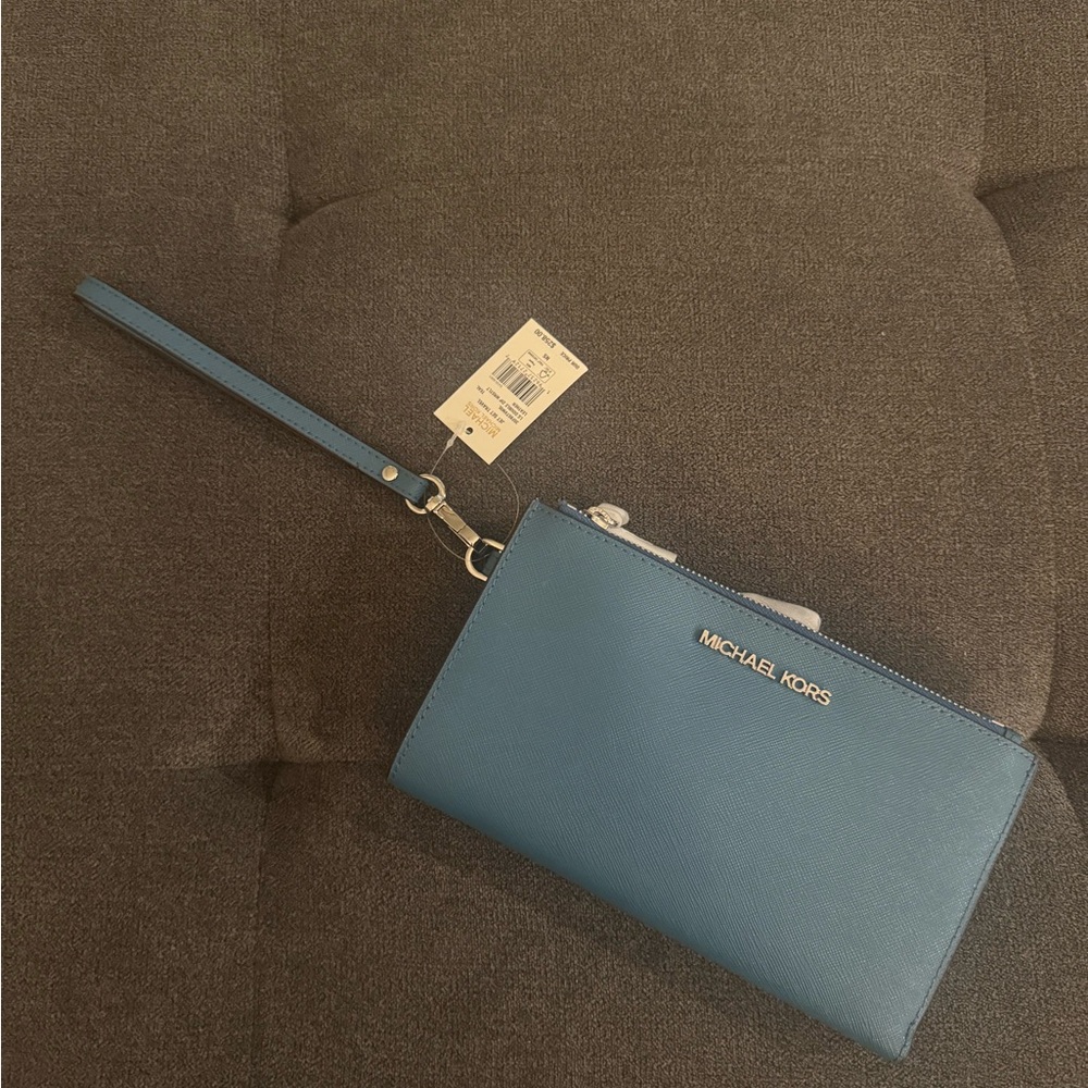Michael Kors Blue / Teal Jet Set Travel Wristlet